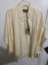 Forsyth of Canada Mens Dress Shirt Yellow Size 15 1/2 32/33 Wrinkle Free