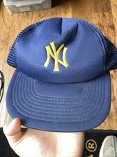 Vintage New York Yankees Trucker SnapBack Baseball Hat Cap MLB Adjustable 80s 90