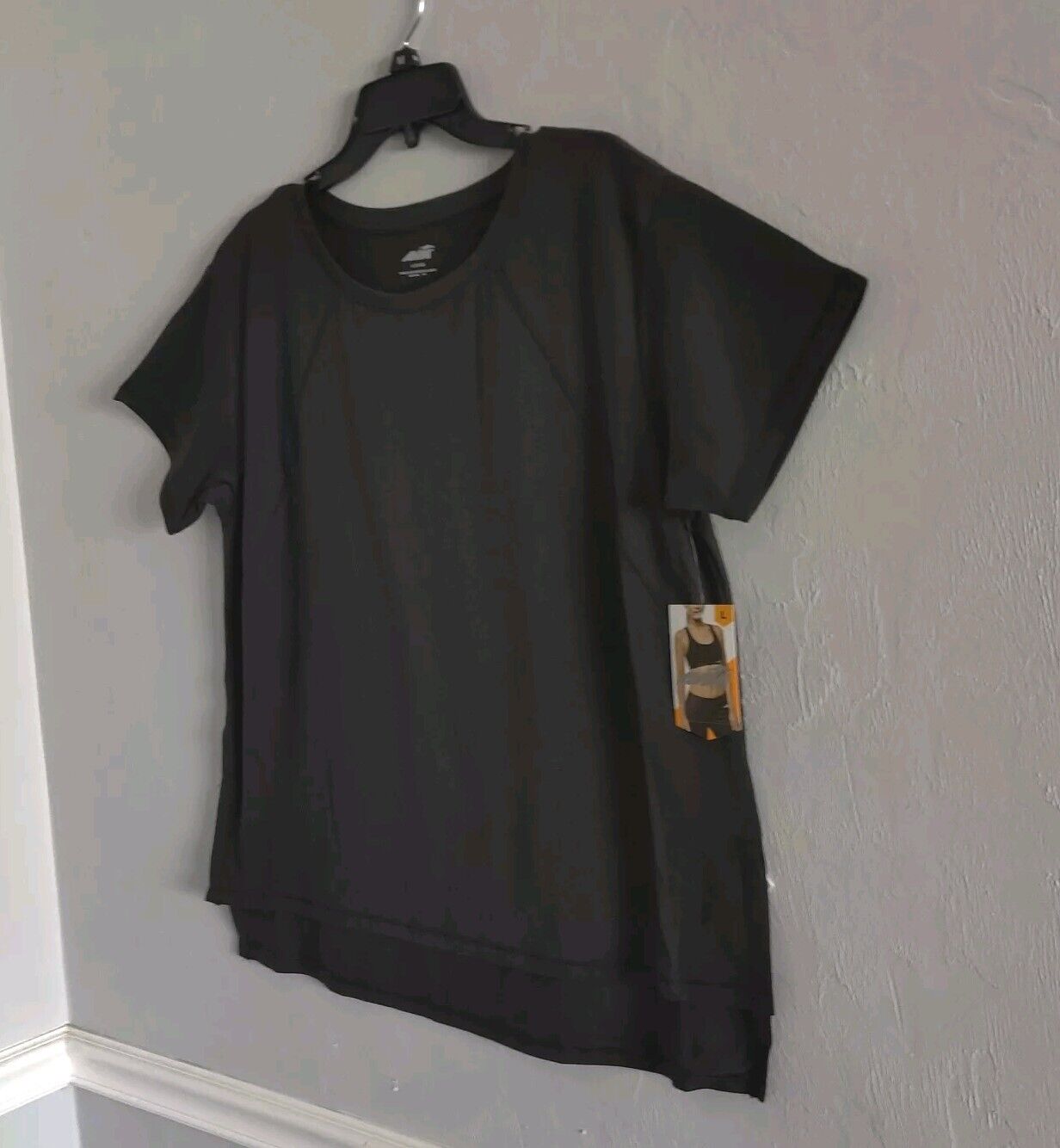 Picture 2 of 8