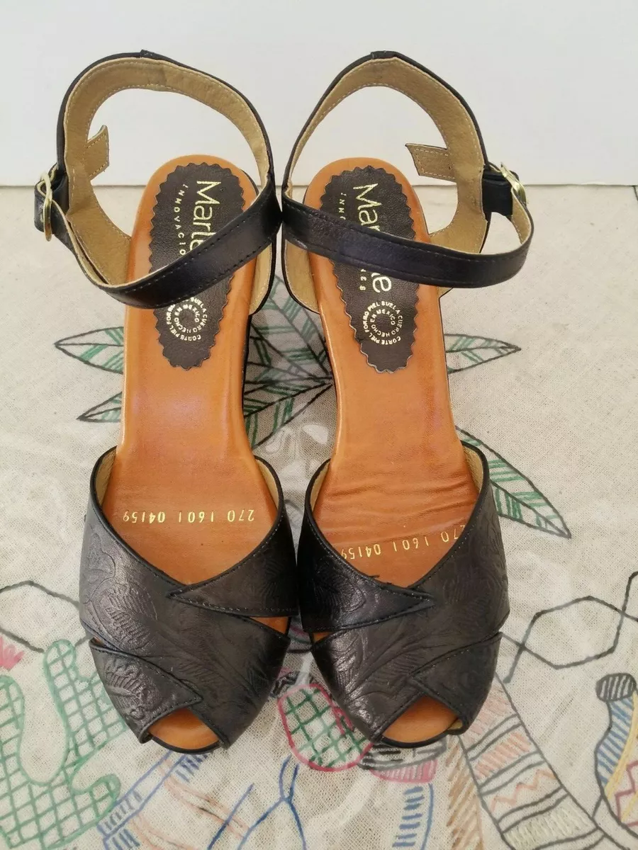 Mexican tooled hotsell leather sandals