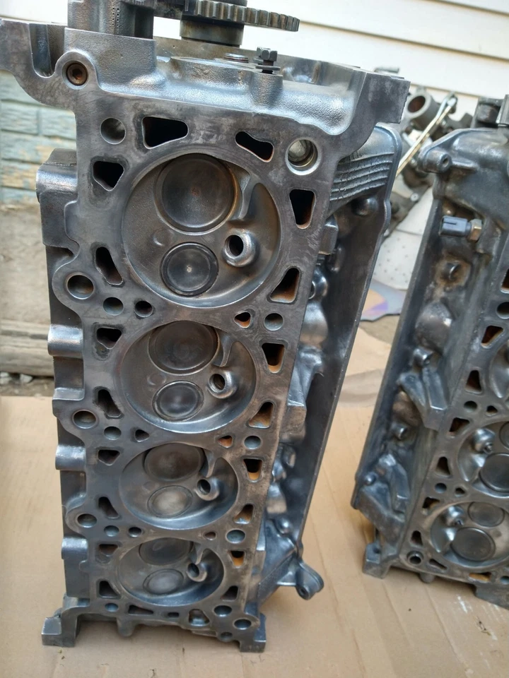 Par de cabezales de una Ford F150 STX 1997 con motor de 4,6 litros Foto 4 de 4