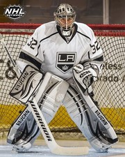 Jonathan Quick Rookie Cards and Autograph Memorabilia Guide 22