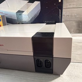 Nintendo NES Console Control Deck Mario Trilogy 1 2 3 Games Bundle Original Box