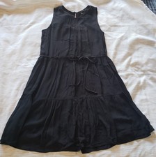 Ladies BANANA REPUBLIC Black Sleeveless Lightweight Ruffle Dress, Tie Belt, sz M