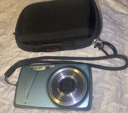 Kodak EasyShare M550 12 MP 5x zoom ottico fotocamere digitali compatte/custodia cerniera