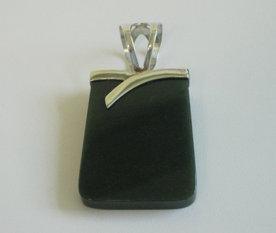 Jay King DTR 925 Green Nephrite Jade Pendant - Large 2.75'' x 1.25''
