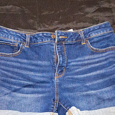 Time and Tru Mid-Rise Denim Shorts Women's 16 Blue Cuffed 5-Pocket Zip
