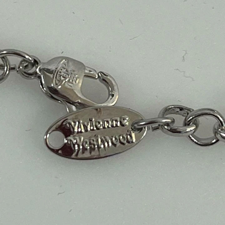 Collar Vivienne Westwood Pequeño Orbe Estrás Azul Casi Como Nuevo Foto 3 de 4