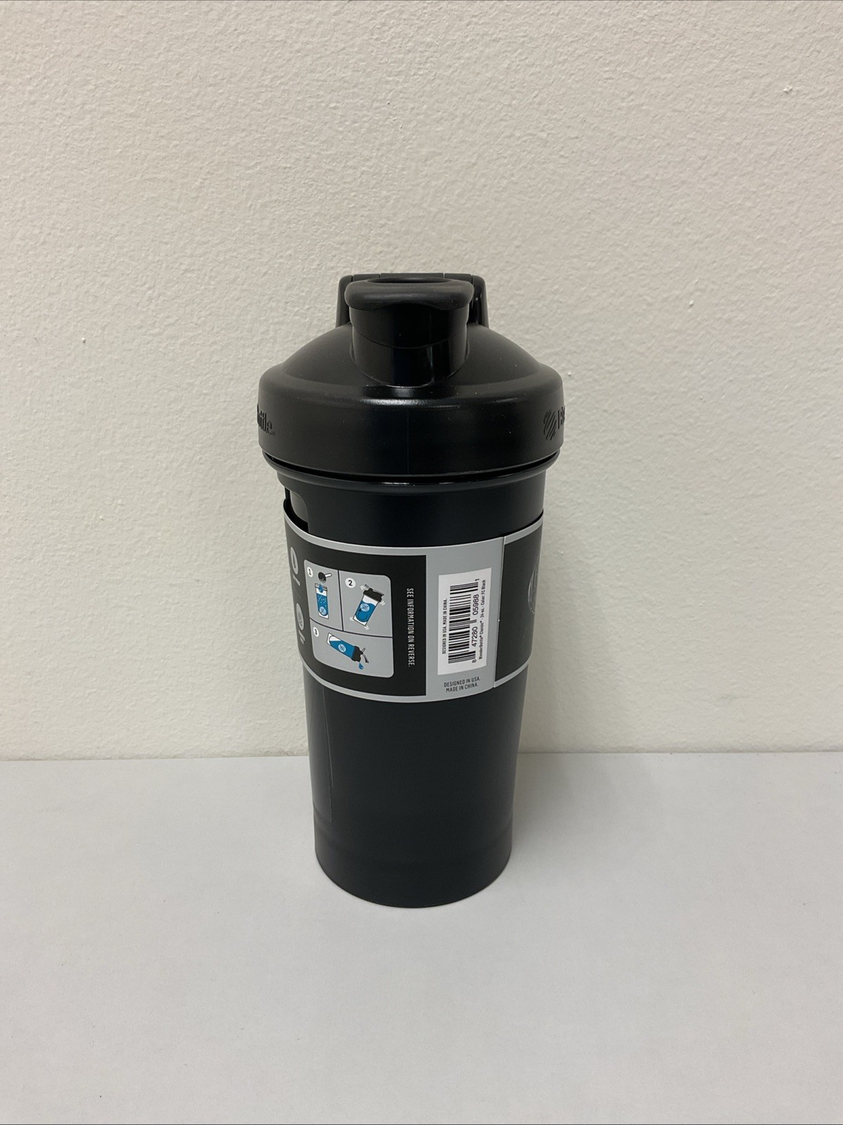 BlenderBottle Classic Drinkware - 24oz - Black G21