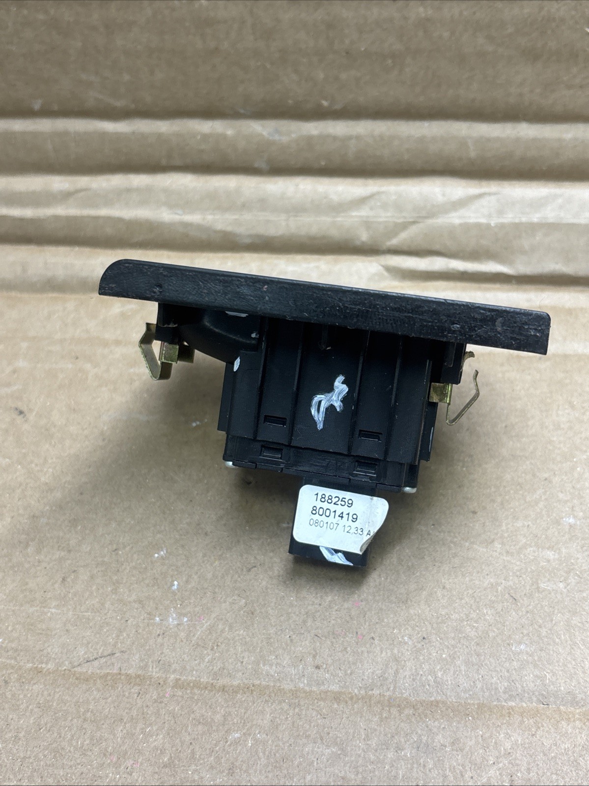 03-13 Maserati Quattroporte M139 Rear Left Driver Side Window Control Switch OEM