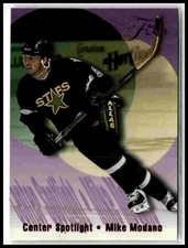1994-95 Flair #9 Mike Modano Center Spotlight