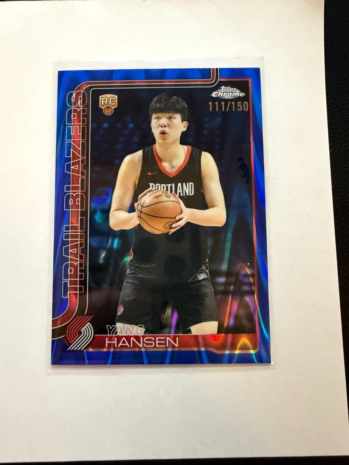 2025-26 Topps Chrome Basketball #266 Yang Hansen Blue RayWave /150 RC