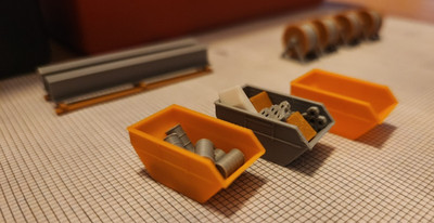 Spur N Schuttcontainer Set, Absetzcontainer, 1:160, 6 Stk. Modelleisenbahn