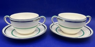 Paar Spode Royal Jasmine Art Deco Teetassen & Untertassen mit zwei Henkeln, um 1930