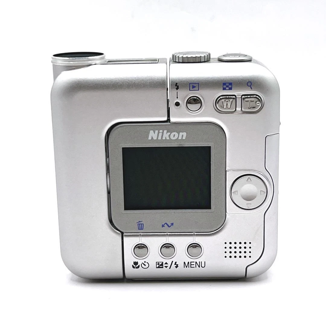 Nikon COOLPIX SQ Digital Compact Camera Square Silver Tested