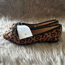 Time And Tru Ballet Bow Flats Womens Size 6 Leopard Slip On Shoes Memory Foam