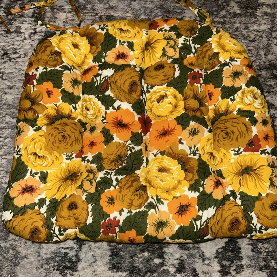 Vintage 60s 70s Dining & Kitchen Chair Cushions Set of 4 Beautiful Condition - Image 3 of 4