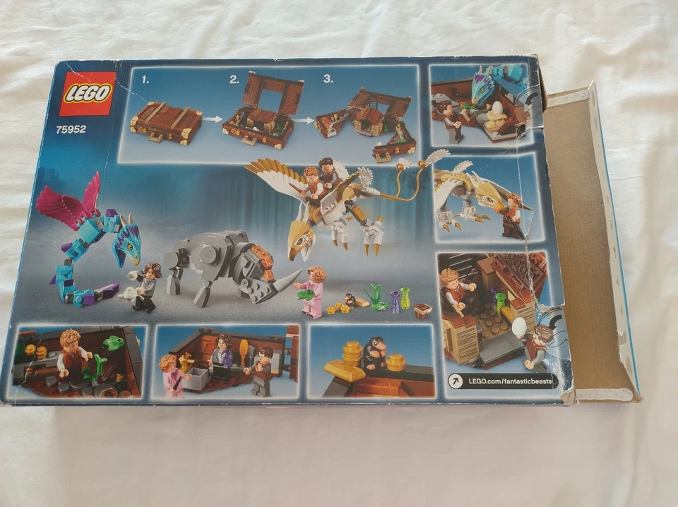 LEGO Harry Potter 75952 Newt's Case of Magical Creatures, foto 2 di 5