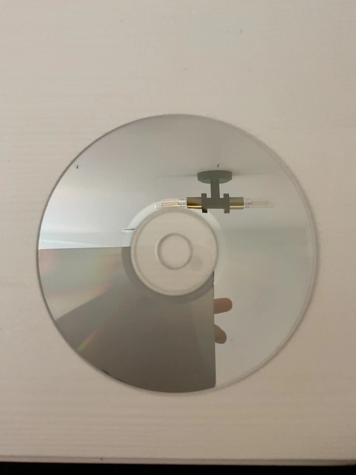 Dell E151FPb Color Monitor Quick Setup CD - Image 2 of 2