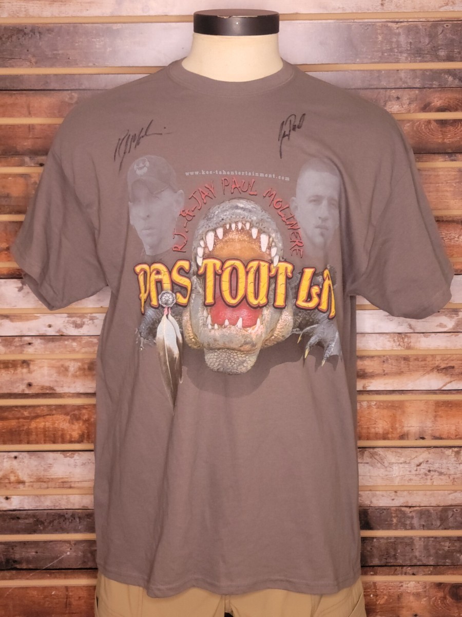 Swamp People and Jay Paul Molinere Autographed Shirt XL