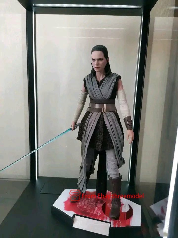 Rey 40 Carte TOPPS Star Wars Les derniers Jedi 2017 FRANCAIS