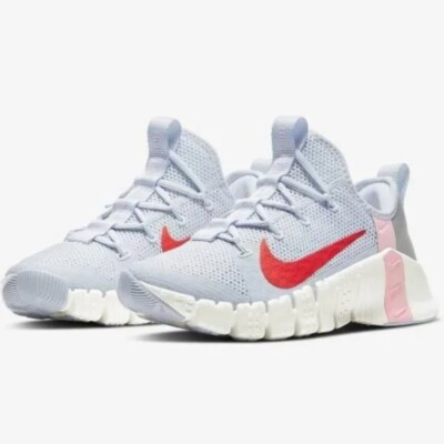 Nike Women's Free Metcon 'Football Grey Bright Crimson' CJ6314