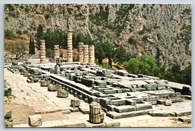 Postcard  View of the Apollo Temple  Delphi, Greece D11