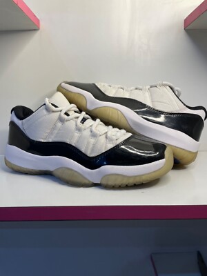 Size 8.5US - Nike Air Jordan 11 Retro Low Concord Shoes White