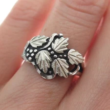 WHEELER MFG CO. 925 Sterling Silver Vintage Floral Leaf Ring Size 6.25