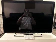 Sony NSX-32GT1 32 inch INTERNET TV GOOGLE HDTV - Tested W/control