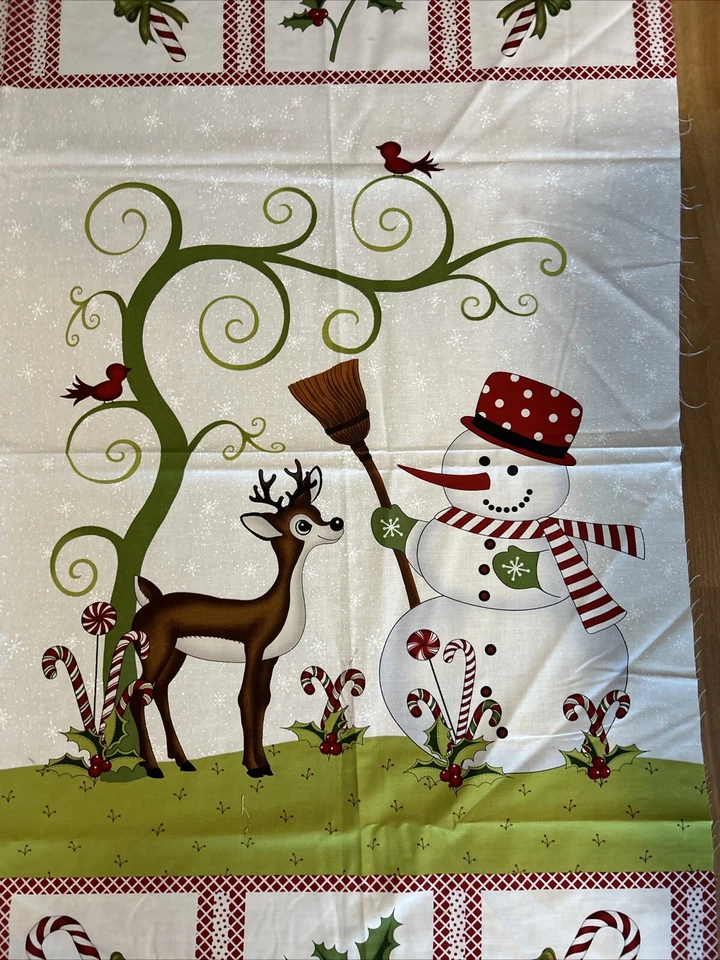 Coloridos paneles de tela "Reindeer Magic" de algodón navideño de 47” X 44” Foto 2 de 3