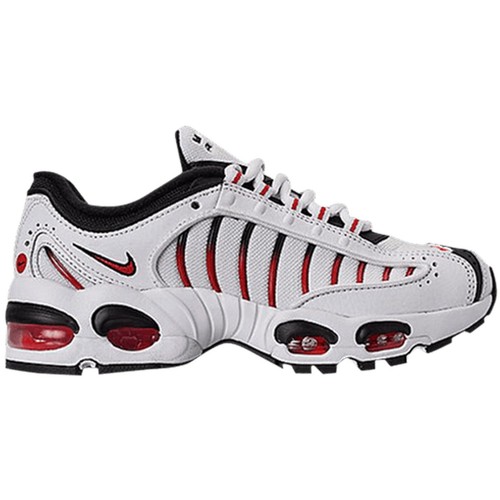 tailwinds red and black