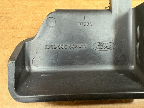 1980 - 1989 FORD F150 SUPER CAB BRONCO PASSENGER BUCKET SEAT MOUNT BOLT COVER - Picture 4 of 4