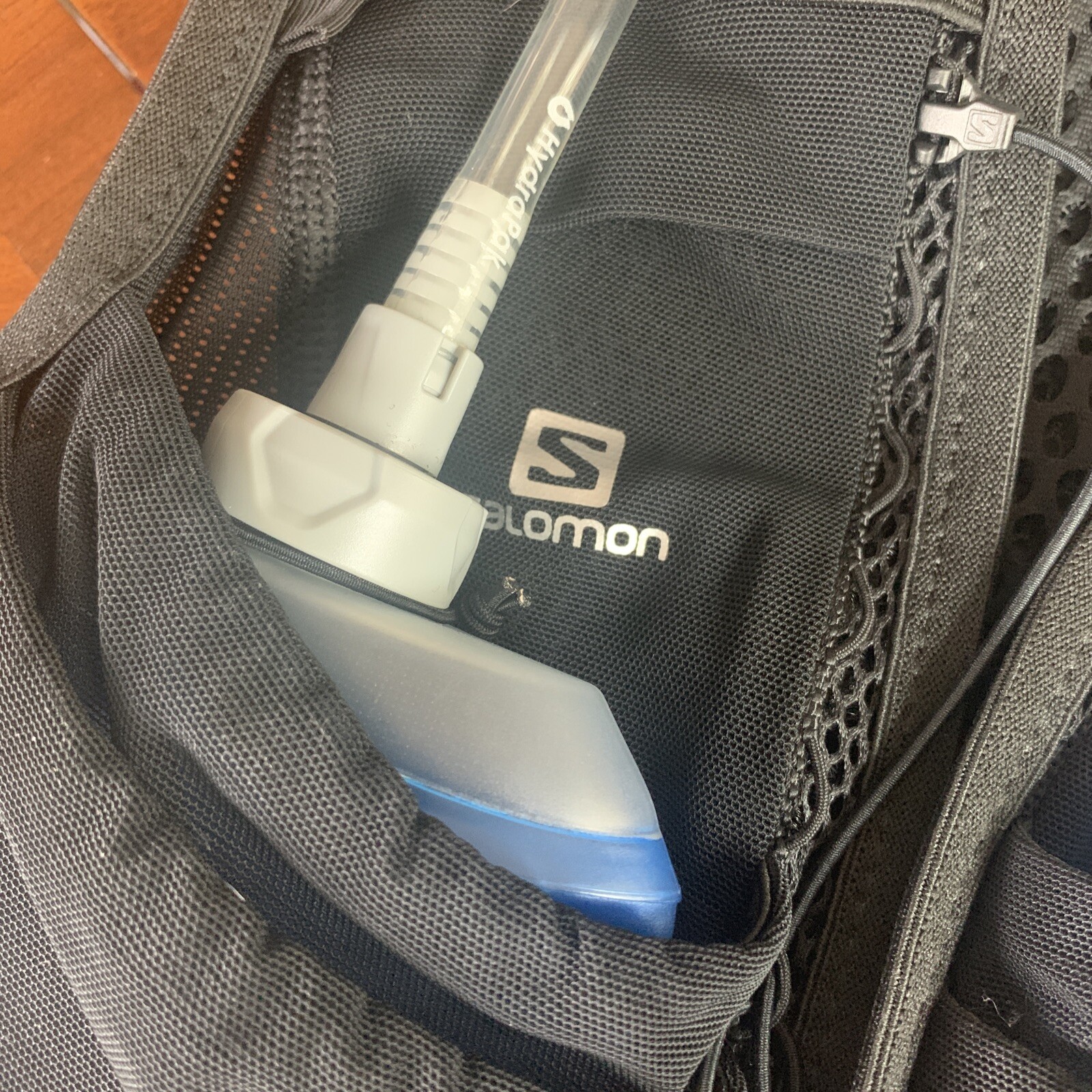 Gilet da corsa Salomon 8W idratazione taglia XS pelle attiva *NUOVO SENZA ETICHETTE