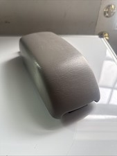 1998-2002 Toyota Corolla Center Console Lid Armrest Oem Gray 1998-2002 Toyota Corolla Center Console Lid Armrest Oem Gray