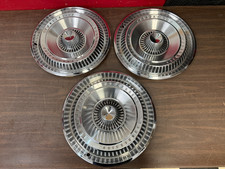 Set Of 3 1965 Ford Thunderbird 15 Hubcaps 926 Set Of 3 1965 Ford Thunderbird 15 Hubcaps 926
