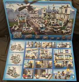 LEGO CITY: Police Headquarters (7744)