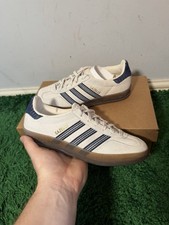 Adidas Gazelle beige & blue gum sole suede trainers shoes size UK 4.5
