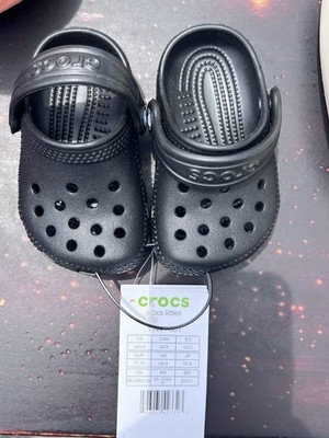 Crocs Classic Littles Clogs Sz C2 / C3 Black Baby Toddler Slip On Sandals Shoes