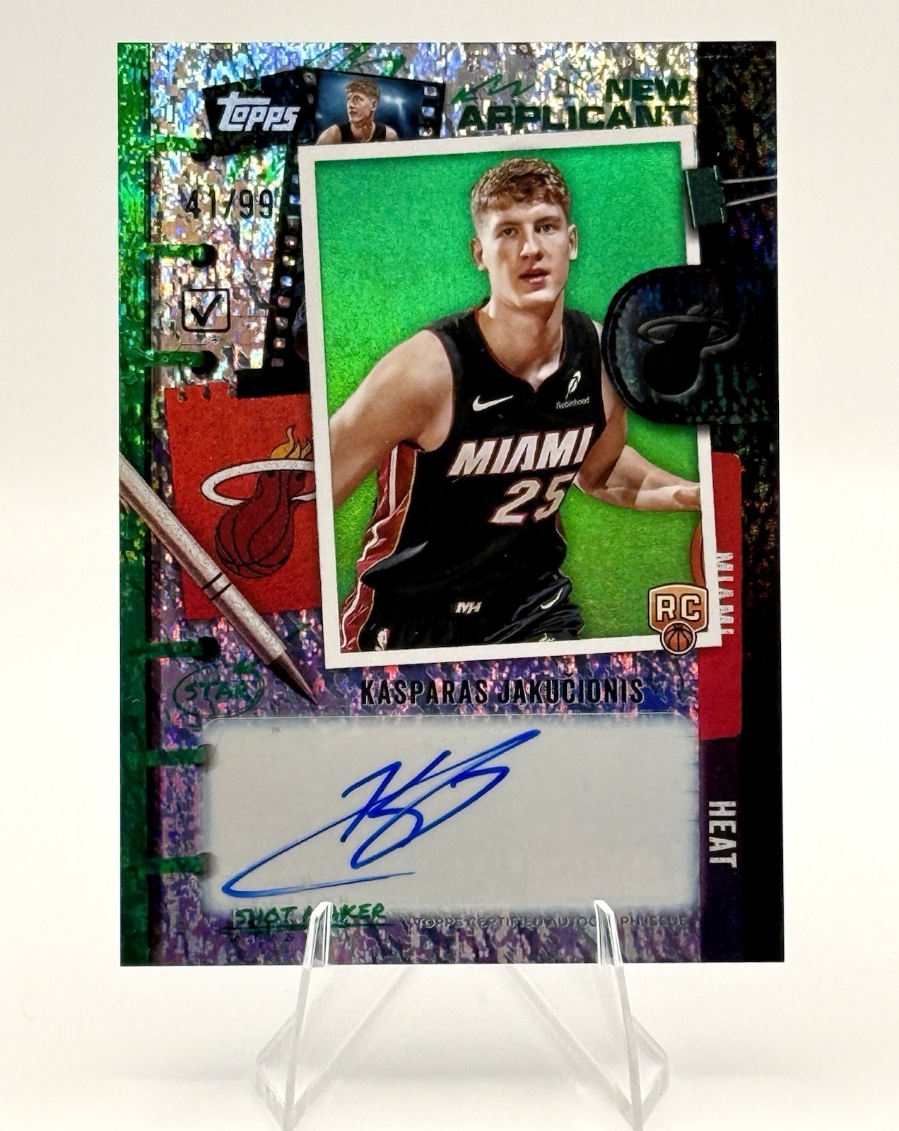 2025-26 Topps Kasparas Jakucionis New Applicant Auto Green 41/99 #NA-KJ Rookie