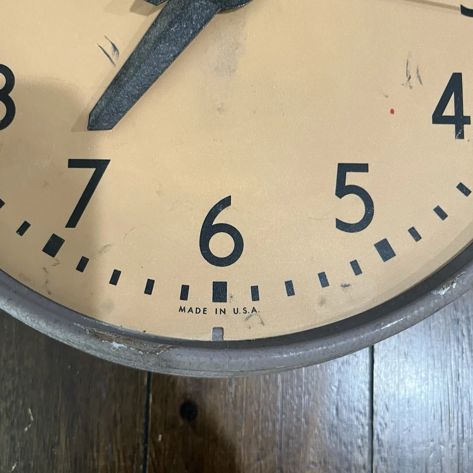 VTG  Simplex Electric Clock 507-042 10" School Industrial Metal Working READ - Image 4 of 4