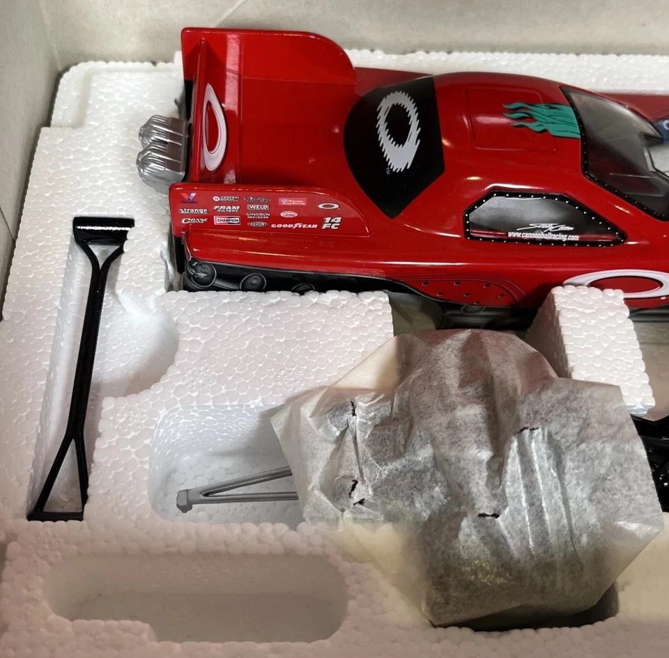 1/24 Action Scotty Cannon Oakley Killer Red Mater 2000 Camaro NHRA Funny Car Foto 4 de 4