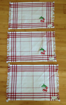 Set of 3 - Plaid with Cherry Design - Park Designs Cotton Placemats - NEW W TAGS