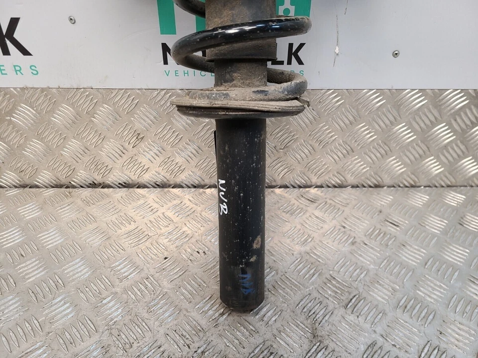 Audi Q5 8R Front Right Strut 8R0031BD - Image 2 of 4