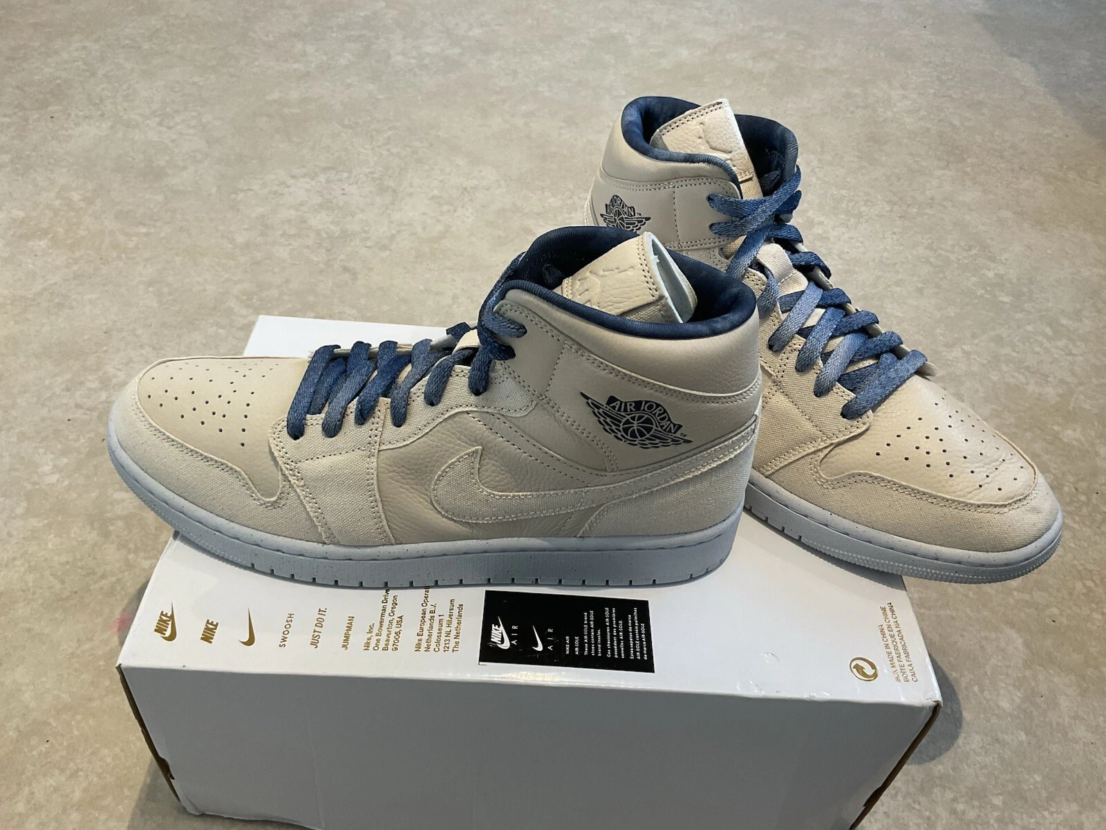 Nike Air Jordan 1 Mid in pelle premium. Regno Unito 9 5. Nuovo