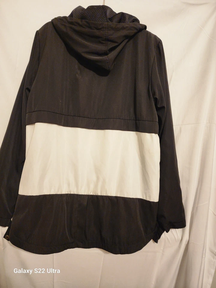 Pullover KILLION Talla M Para Hombres Forrado Anorak Con Capucha Informal Negro Blanco  Foto 4 de 4