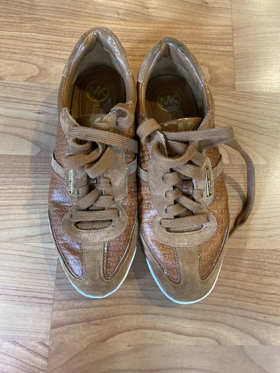 Rose gold shop michael kors trainers