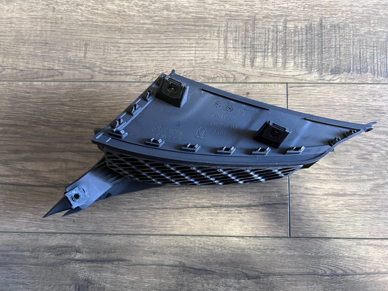LAMBORGHINI HURACAN EVO RIGHT SIDE RH FENDER INNER GRILL MOLDING OEM 4T8853508