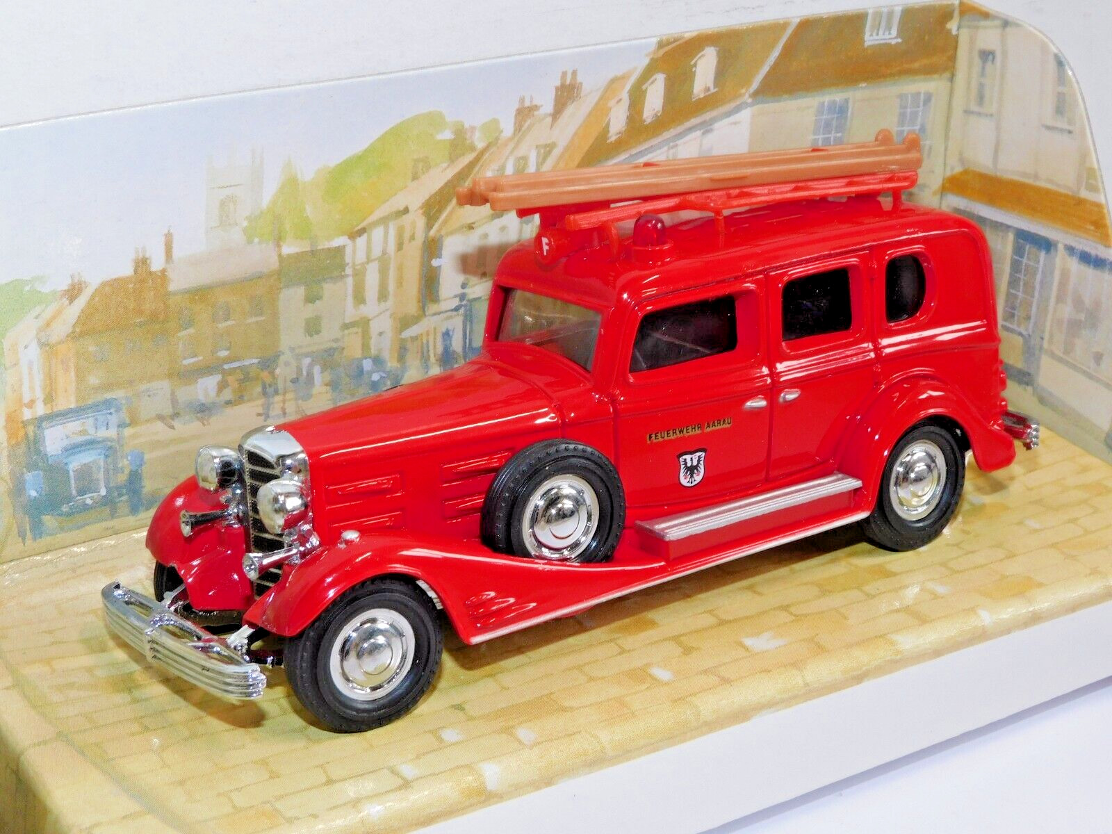 MATCHBOX MODELS OF YESTERYEAR 1933 CADILLAC FIRE ENGINE 1/46 Y61