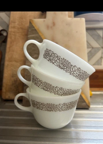 Pyrex Corning Woodland Coffee Tea Mugs Cups Corelle Vintage Set Of 3